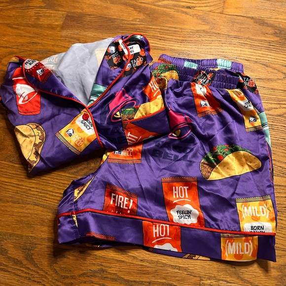 Toco Bell/Pickle Themed Satin Pajama Sets - Picture 4 of 5